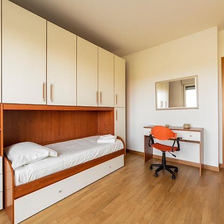 Milano Rogoredo Apt With Terrace! Appartement Buitenkant foto