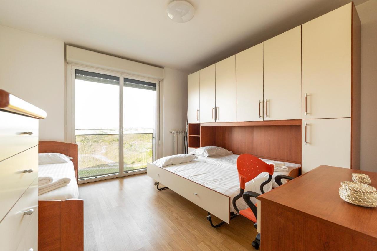 Milano Rogoredo Apt With Terrace! Appartement Buitenkant foto